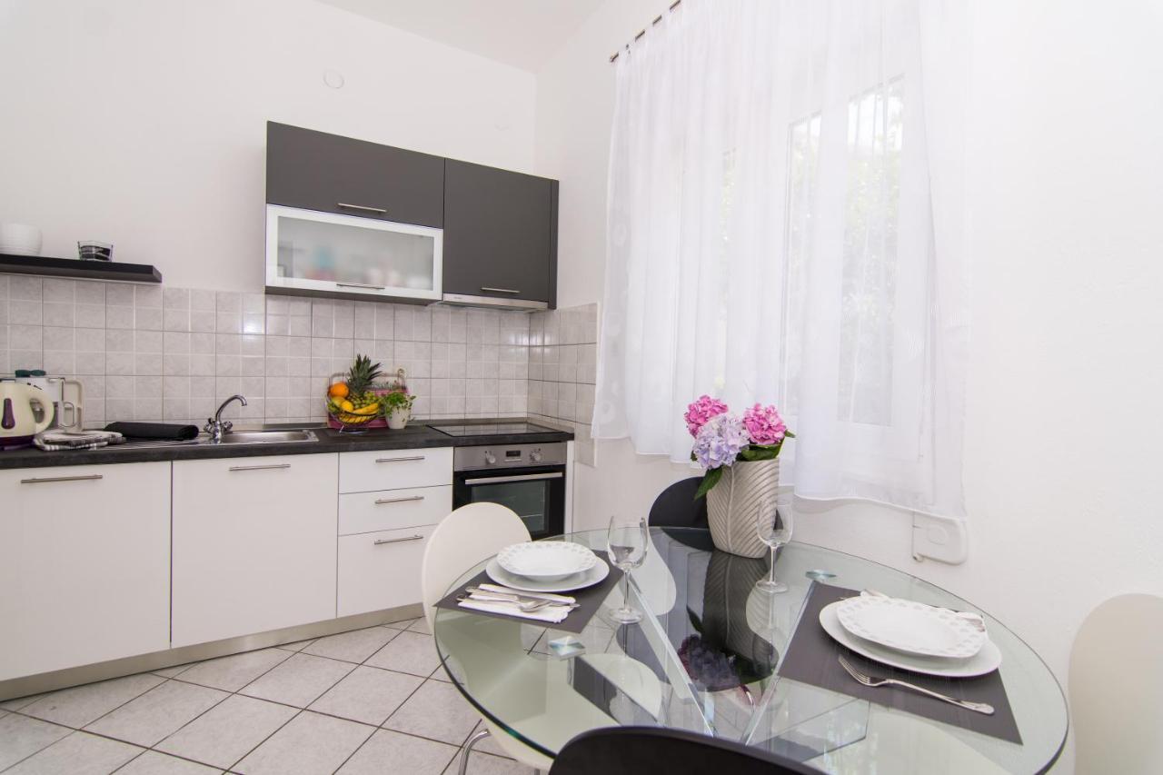 Mlacic Apartma Donji Okrug (Ciovo)